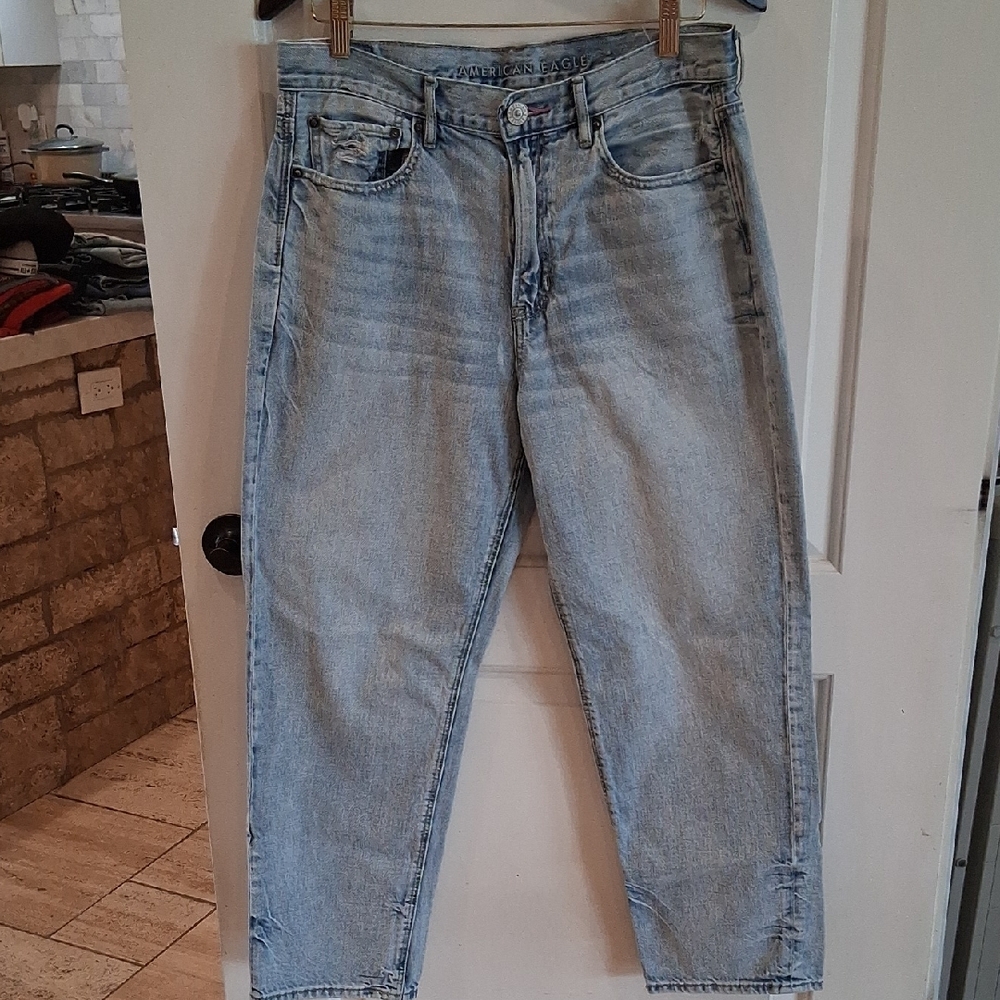 American Eagle 90s Boyfriend Jeans Size 10R 100%Cotton Light Wash